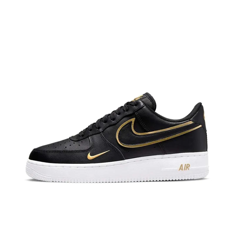 حذاء Nike Air Force 1' 07 LV8 Low باللون الأسود المعدني الذهبي