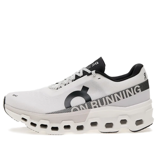 حول تشغيل Cloudmonster 2 White Frost